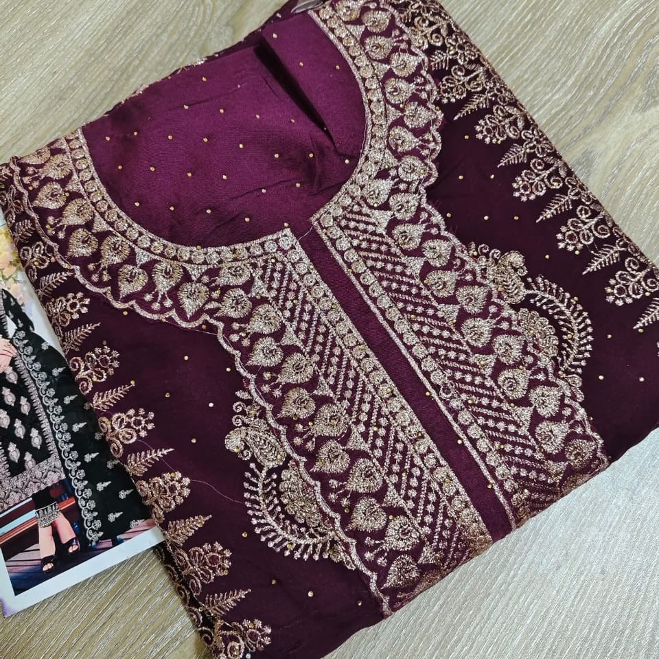 থ্রী পিস